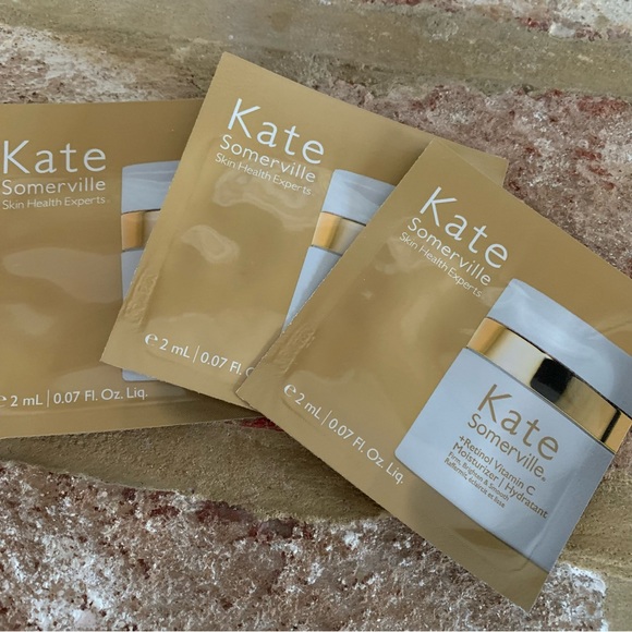 ✨$2✨ Kate Somerville | +Retinol Vitamin C Moisturizer | Set of 5 Sample Packs - Picture 2 of 4